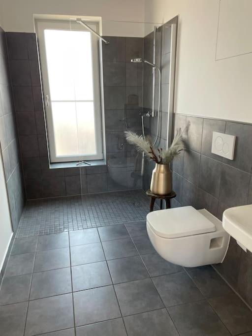 Penthouse-Wohnung Mit Flussblick Oldenburg Exterior photo
