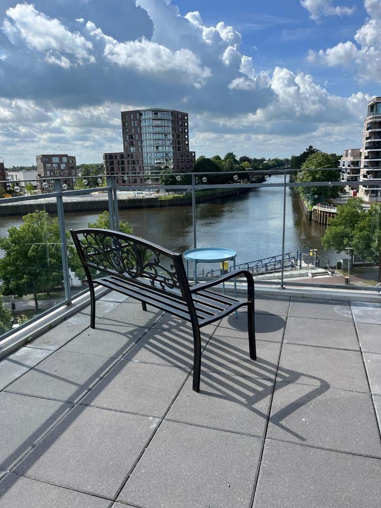 Penthouse-Wohnung Mit Flussblick Oldenburg Exterior photo