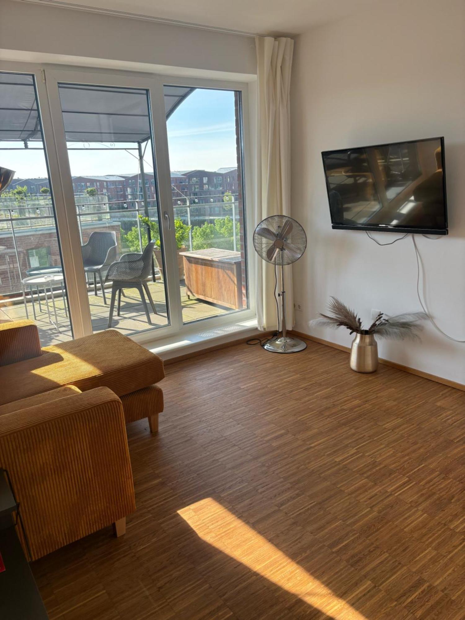 Penthouse-Wohnung Mit Flussblick Oldenburg Exterior photo